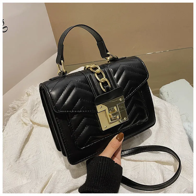 Fashionable One-Shoulder New Flip Portable Small Square Bag