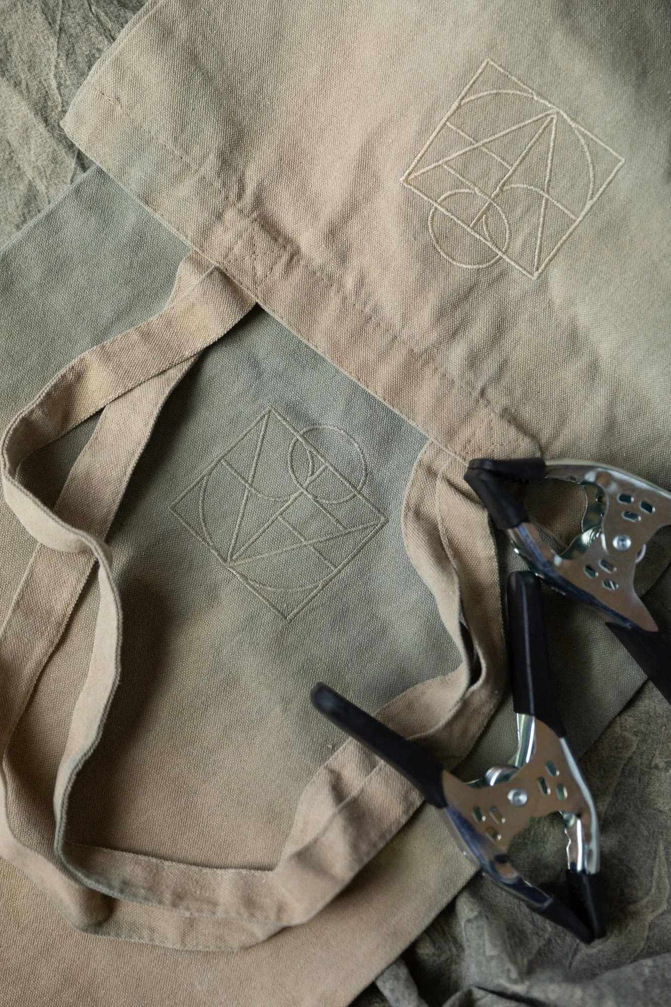 Fatigue- 5'x7' Weathered Muslin Backdrop in a Bag